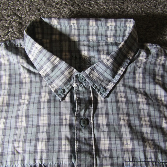 Huk Shirt Mens 2XL Next Level Fabrics Performance Fishing Outdoor Breathable - Picture 1 of 7